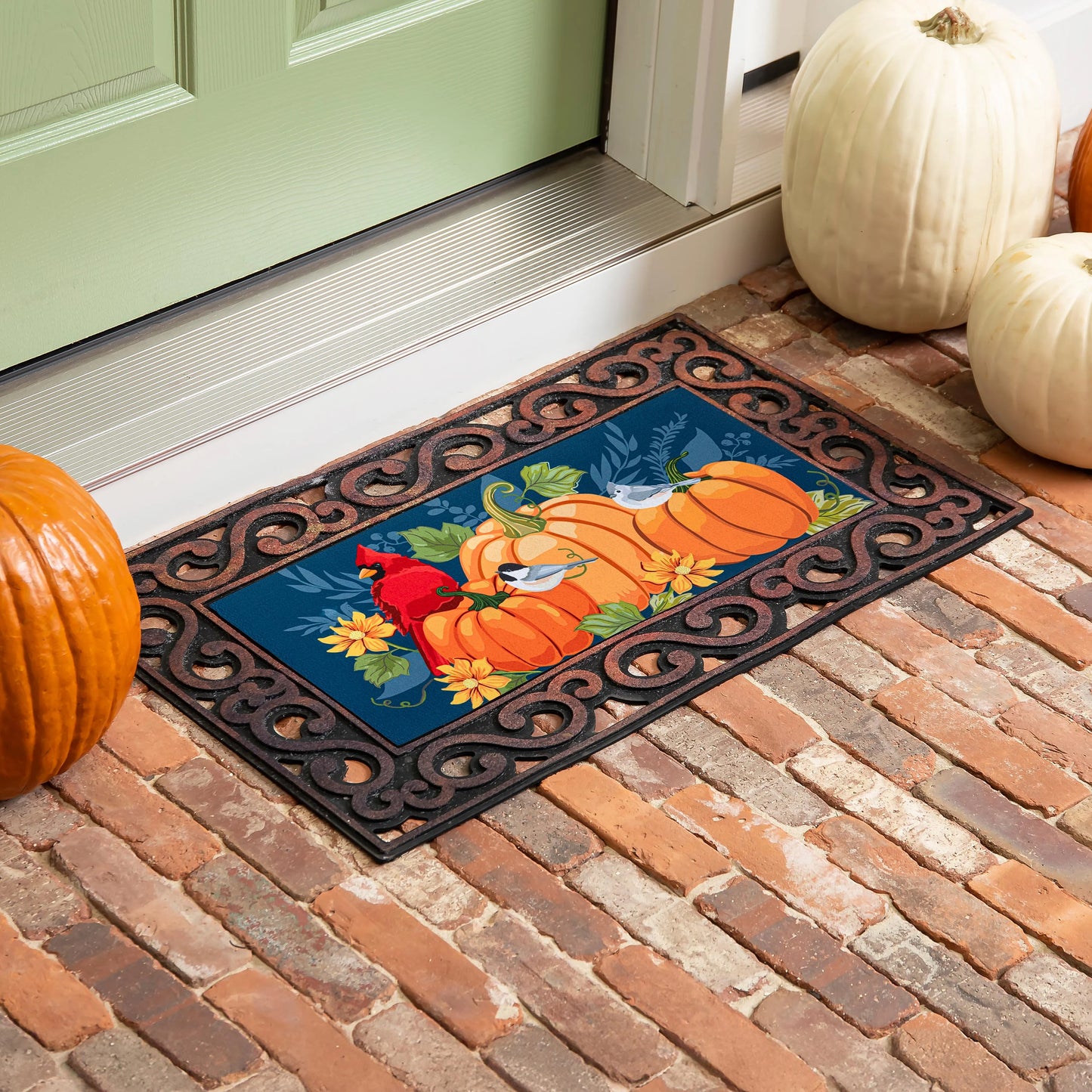 Sassafras Insert - Welcome Friends of Fall