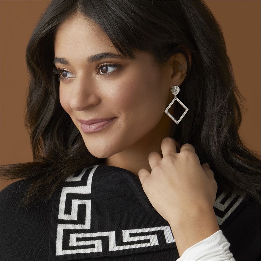 Whispers Diamond w/ Post Earrings