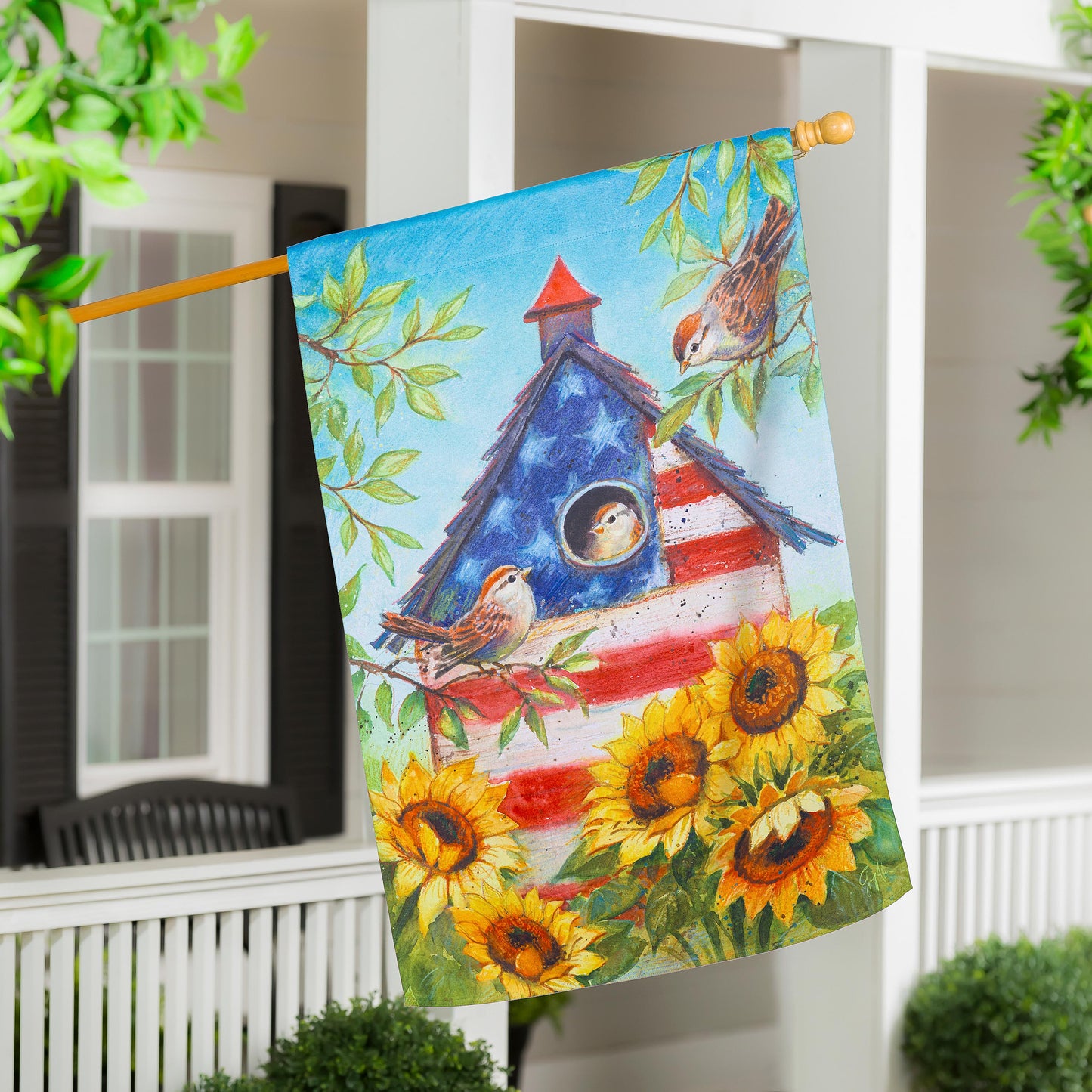 House Flag - Stars & Sparrows