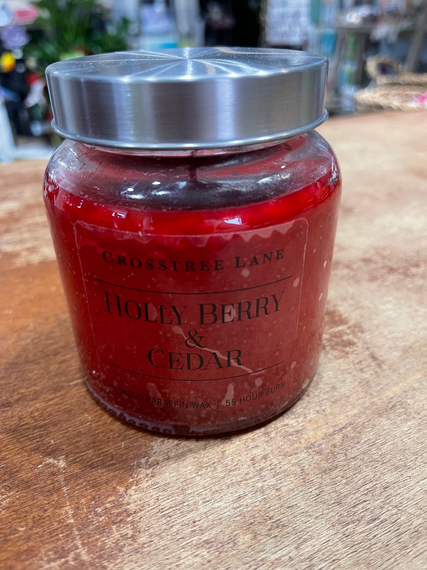 11oz Candle - Holly Berry & Cedar