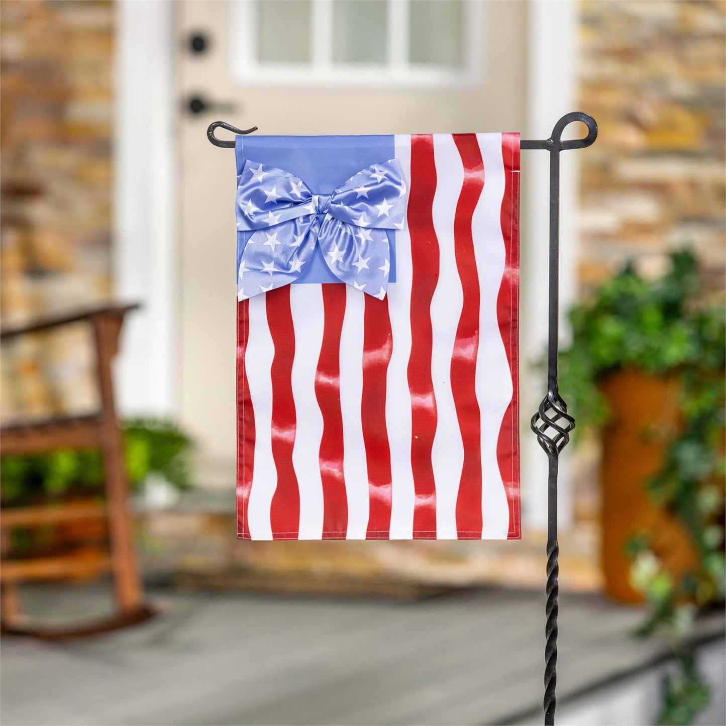 Garden Flag - Red White & Bows Applique