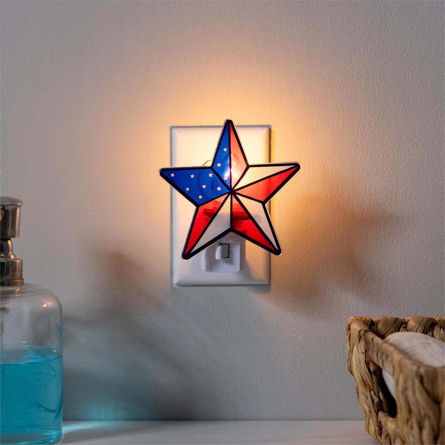 Nightlight - Glass Shaped Patriotic Star